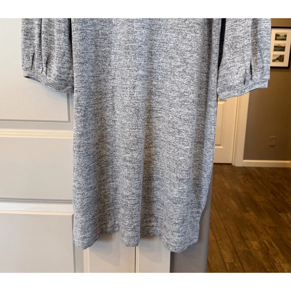Wms Gray Chico's Size 2 (L)‎ Scoop Neck 3/4 Sleeve Knit Knee Length Casual Dress